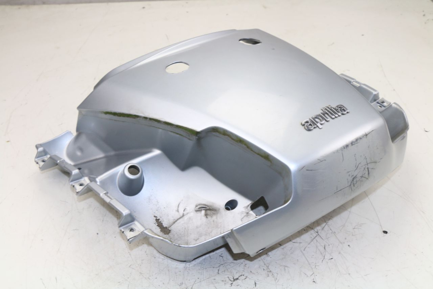 photo de REAR MIDDLE PANEL APRILIA ATLANTIC 125 (2003 - 2009)