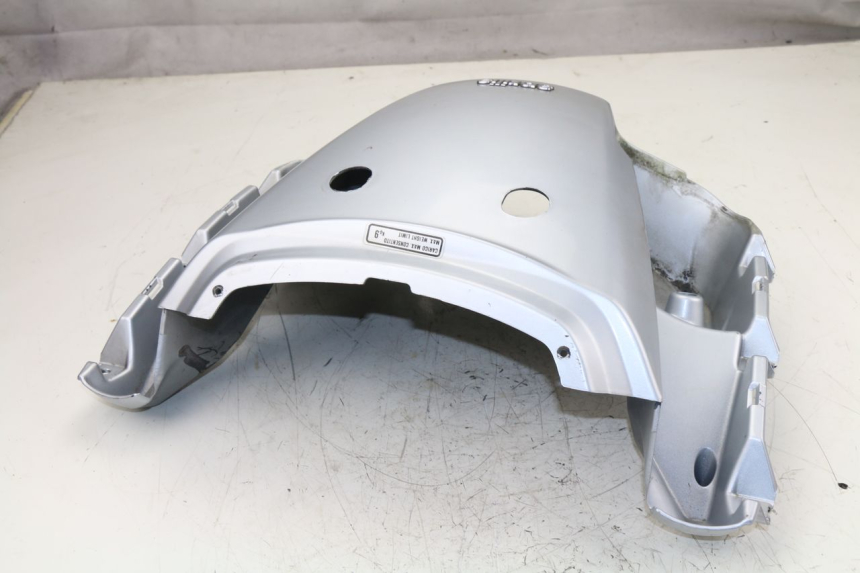 photo de REAR MIDDLE PANEL APRILIA ATLANTIC 125 (2003 - 2009)