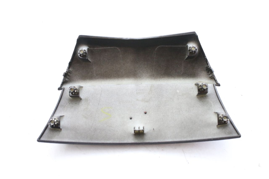 photo de REAR FAIRING JUNCTION PEUGEOT CITYSTAR 125 (2011 - 2017)