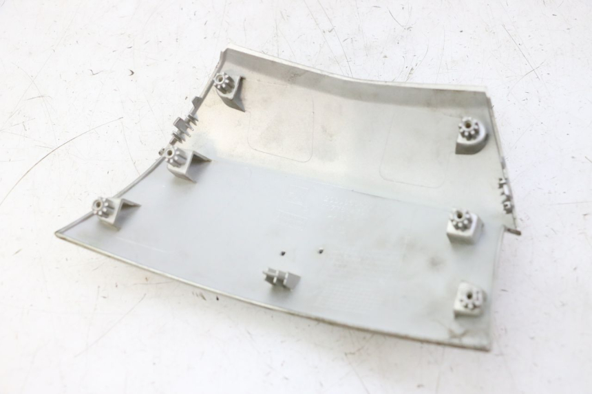 photo de REAR FAIRING JUNCTION PEUGEOT CITYSTAR 50 (2013 - 2017)