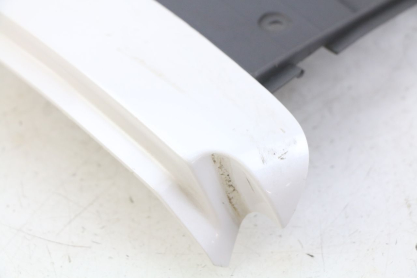 photo de REAR FAIRING JUNCTION SUZUKI CP 80 (1985 - 1996)