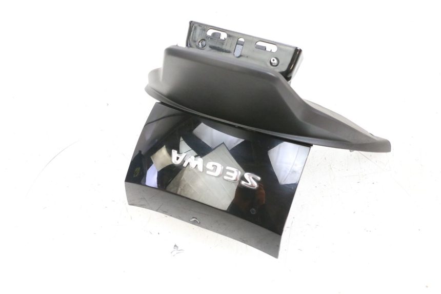 photo de REAR MIDDLE PANEL SEGWAY NINEBOT E125S 1 (2022 - 2026) - Fixing points details