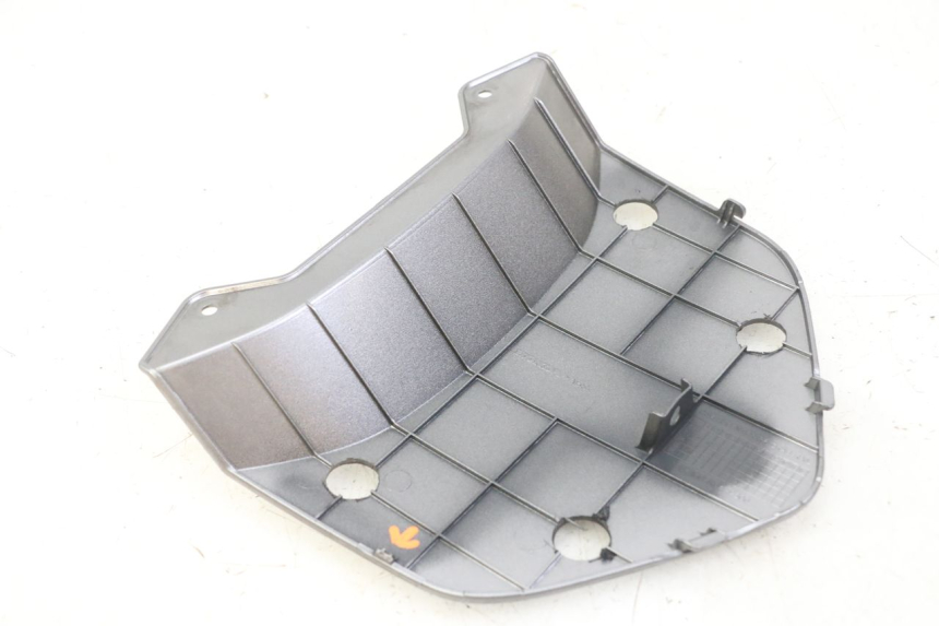 photo de REAR FAIRING JOINING HONDA FORZA ABS 300 (2013 - 2019)