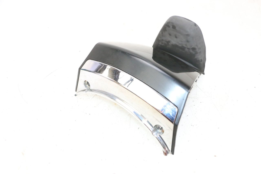 photo de REAR MIDDLE PANEL JM MOTORS GTS 125 (2015 - 2019) - Fixing points details