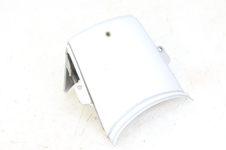photo de REAR FAIRING JUNCTION HONDA SCV LEAD 100 (2003 - 2007)