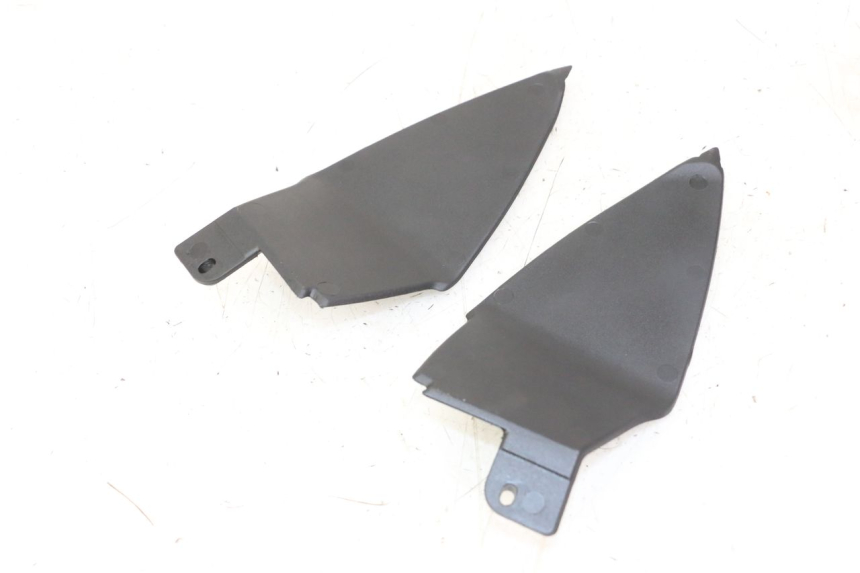 photo de REAR LOWER MIDDLE PANEL APRILIA SR MOTARD 50 (2012 - 2018)