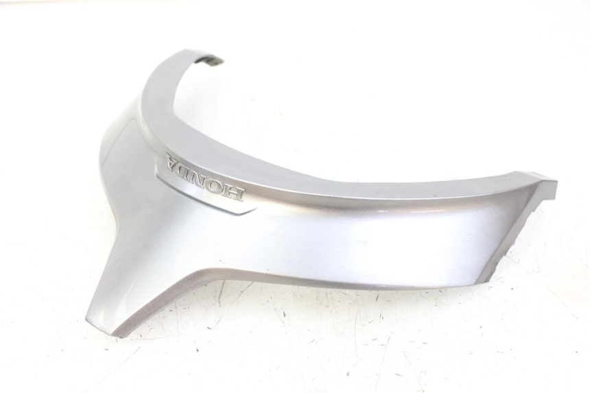 photo de REAR LOWER MIDDLE PANEL HONDA FORZA ABS 300 (2013 - 2019)