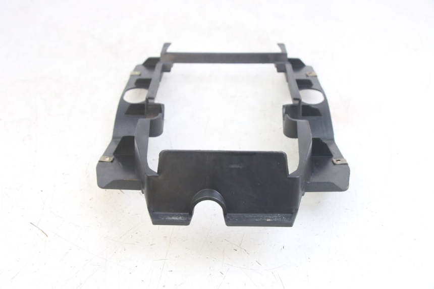 photo de LOWER REAR FAIRING JUNCTION GILERA DNA 50 (2000 - 2007)