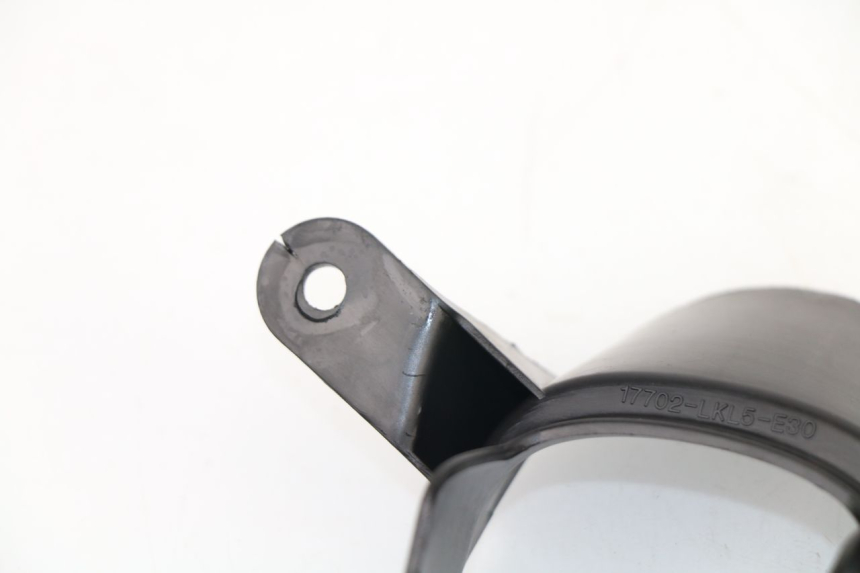 photo de REAR LOWER MIDDLE PANEL KYMCO K-PW K-PIPE 50 (2012 - 2017)
