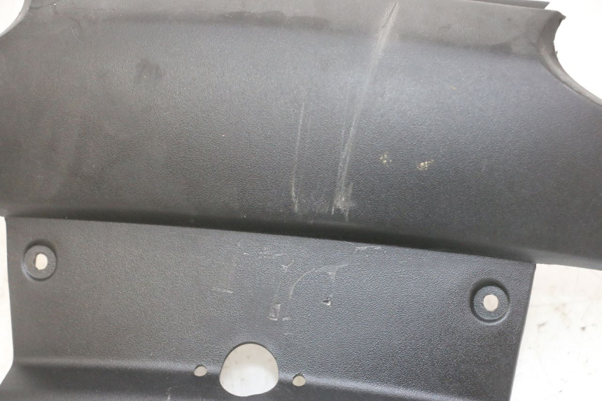 photo de REAR LOWER MIDDLE PANEL PIAGGIO MP3 LT 300 (2010 - 2016)