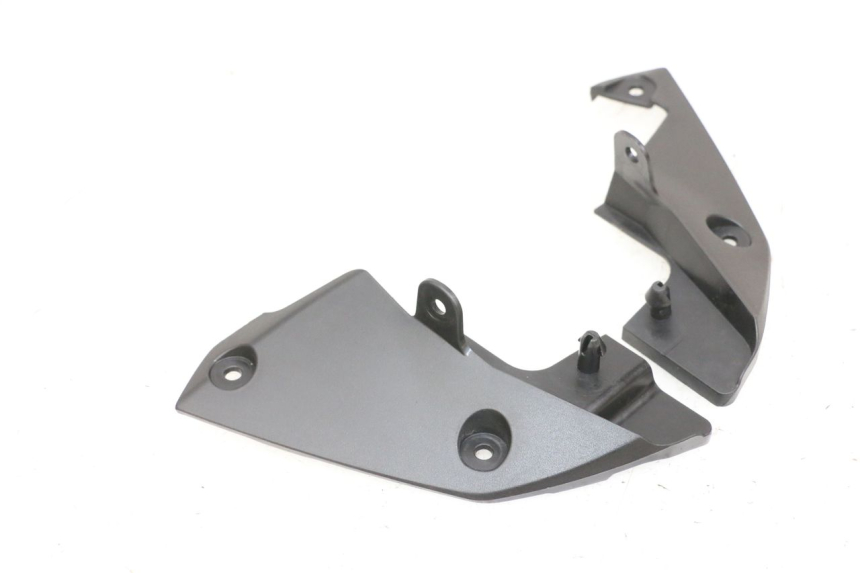 photo de REAR LOWER MIDDLE PANEL YAMAHA MT-07 MT07 ABS 700 (2018 - 2020) - Alternative perspective