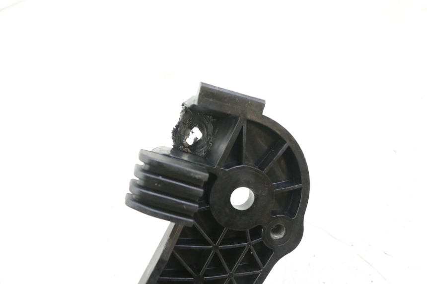 photo de REAR LOWER MIDDLE PANEL MBK OVETTO 4T 50 (2008 - 2016)
