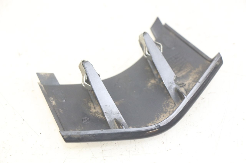 photo de LOWER REAR FAIRING JUNCTION PIAGGIO FLY 4T 50 (2013 - 2017)
