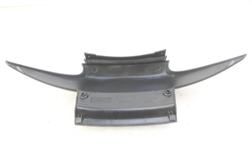 photo de LOWER REAR FAIRING JUNCTION PIAGGIO MP3 125 (2006 - 2014)