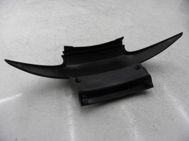 photo de LOWER REAR FAIRING JUNCTION PIAGGIO MP3 125 (2006 - 2014)