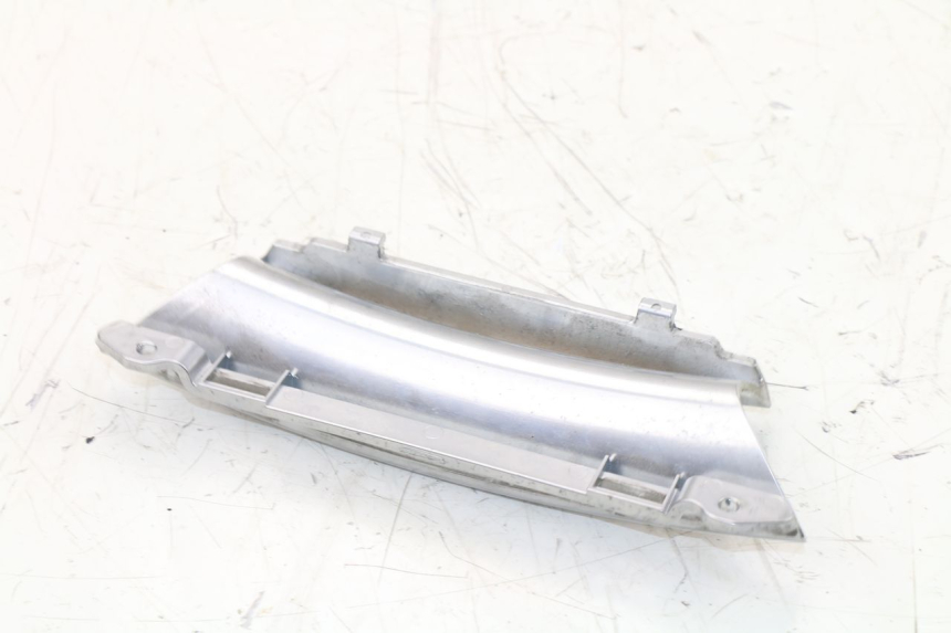 photo de REAR LOWER MIDDLE PANEL PIAGGIO X10 500 (2012 - 2018)