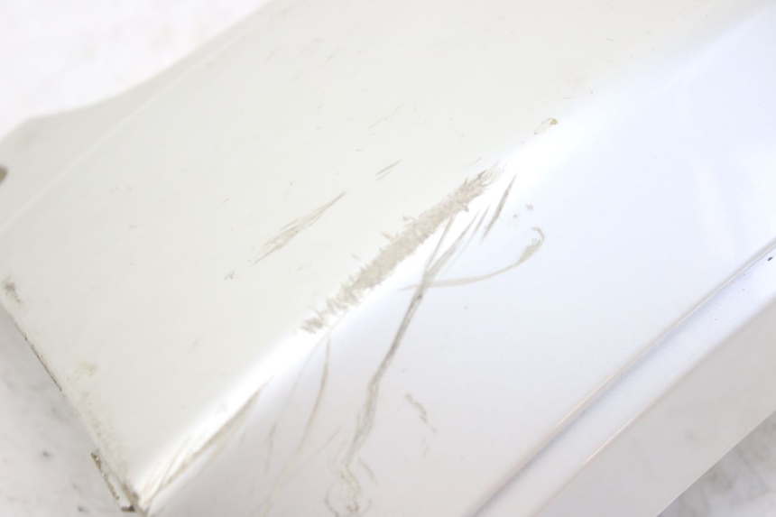 photo de LOWER REAR FAIRING JUNCTION PEUGEOT SATELIS 125 (2010 - 2012)