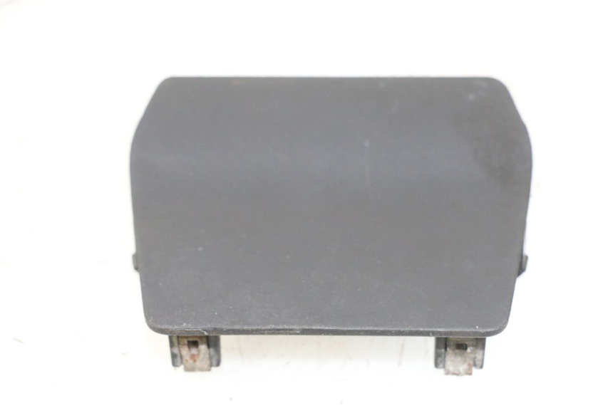 photo de LOWER REAR FAIRING JUNCTION APRILIA SXR 50 (2021 - 2023)