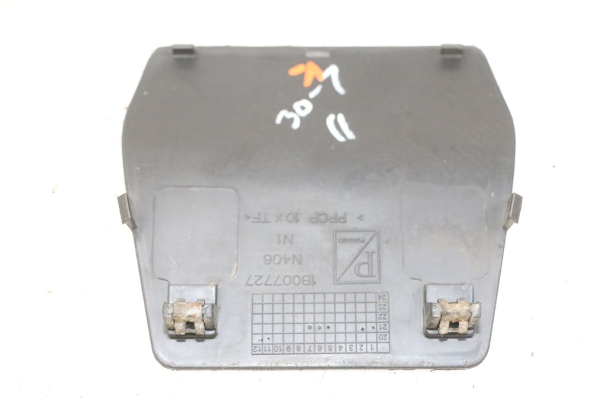 photo de LOWER REAR FAIRING JUNCTION APRILIA SXR 50 (2021 - 2023)
