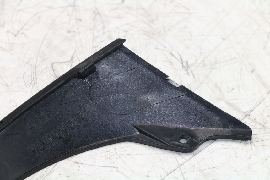 photo de REAR LOWER MIDDLE PANEL YAMAHA VITY 125 (2008 - 2013)