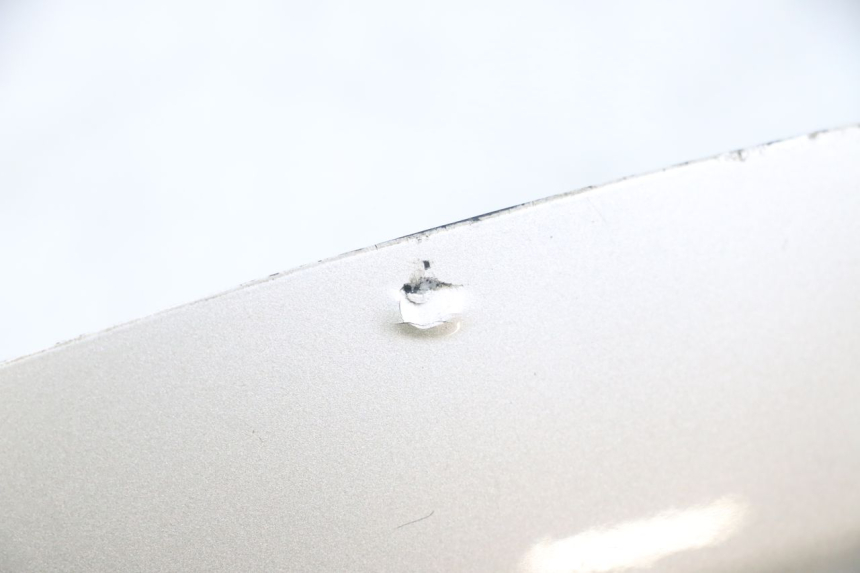 photo de REAR LOWER MIDDLE PANEL PIAGGIO X8 125 (2004 - 2007) - Alternative perspective