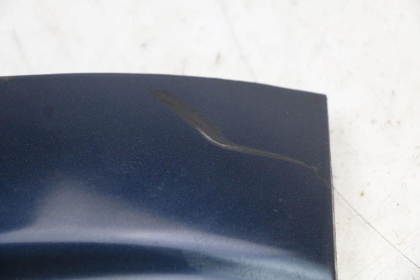 photo de LOWER REAR FAIRING JUNCTION PIAGGIO XEVO - X EVO 125 (2007 - 2016) - Alternative perspective