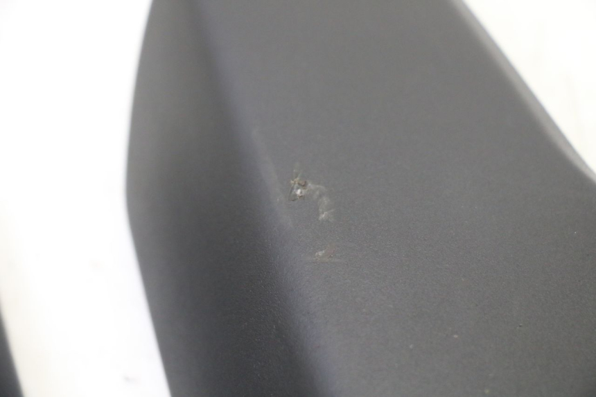 photo de REAR FAIRING JUNCTION PEUGEOT KISBEE 4T 50 (2018 - 2022)