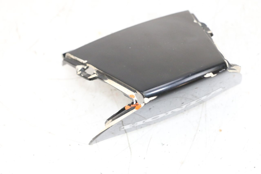 photo de REAR MIDDLE PANEL HONDA NSR R 125 (1994 - 2003) - Component detail