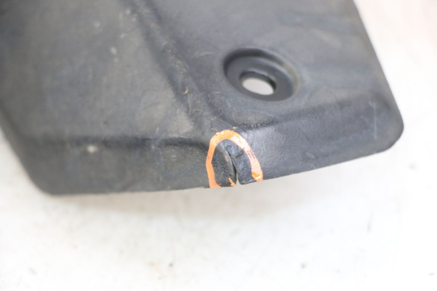 photo de REAR FAIRING JUNCTION PEUGEOT KISBEE 4T 50 (2018 - 2022)
