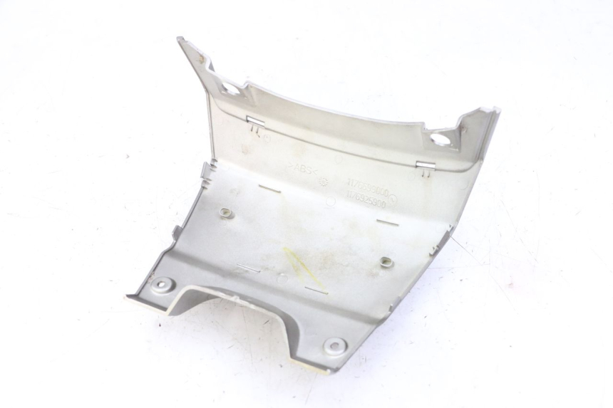 photo de REAR MIDDLE PANEL PEUGEOT SATELIS 125 (2013 - 2018)