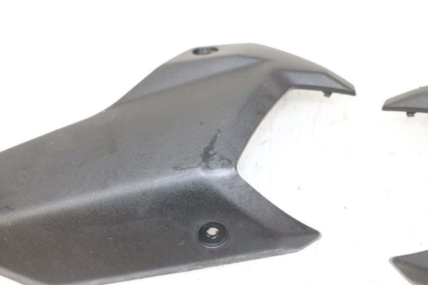 photo de REAR MIDDLE PANEL PEUGEOT STREETZONE 4T 50 (2018 - 2023)