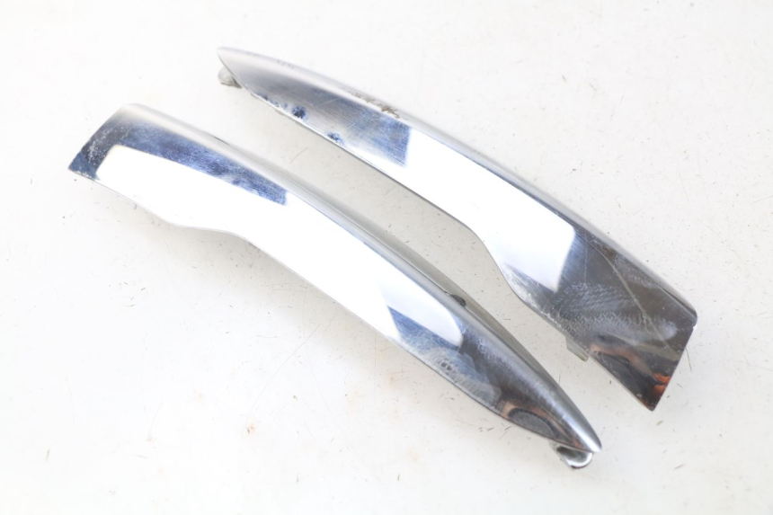 photo de REAR FAIRING JUNCTION PIAGGIO LIBERTY IGET 4T 50 (2015 - 2020)