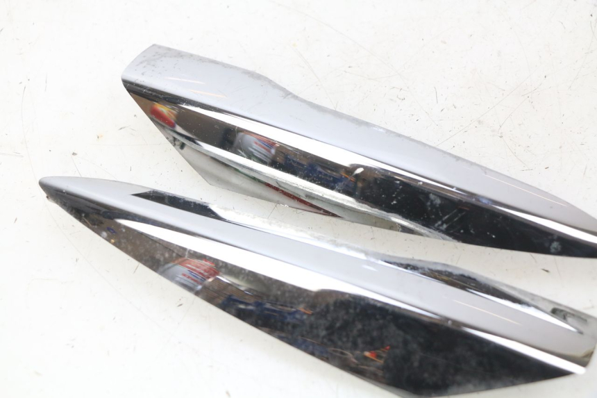 photo de REAR FAIRING JUNCTION PIAGGIO LIBERTY IGET 4T 50 (2015 - 2020)