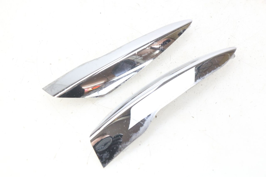 photo de REAR FAIRING JUNCTION PIAGGIO LIBERTY IGET 4T 50 (2015 - 2020)