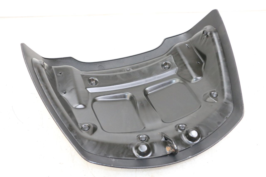 photo de REAR FAIRING JUNCTION PIAGGIO X8 125 (2004 - 2007)