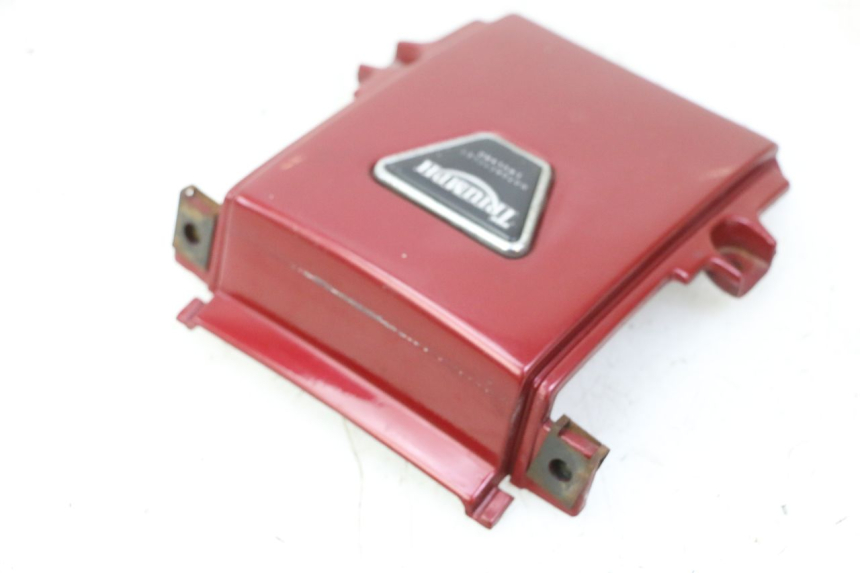 photo de REAR MIDDLE PANEL TRIUMPH SPRINT 900 (1995 - 1998)