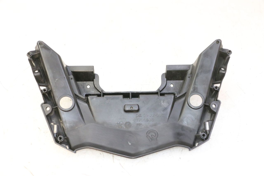 photo de REAR UPPER MIDDLE PANEL QUADRO 4 4D 350 (2015 - 2018)
