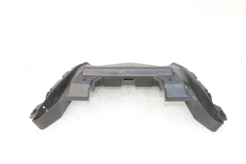 photo de REAR UPPER MIDDLE PANEL QUADRO 4 4D 350 (2015 - 2018)