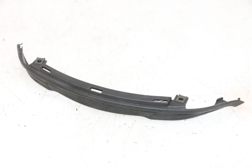 photo de REAR UPPER MIDDLE PANEL SUZUKI BURGMAN 650 (2013 - 2020)