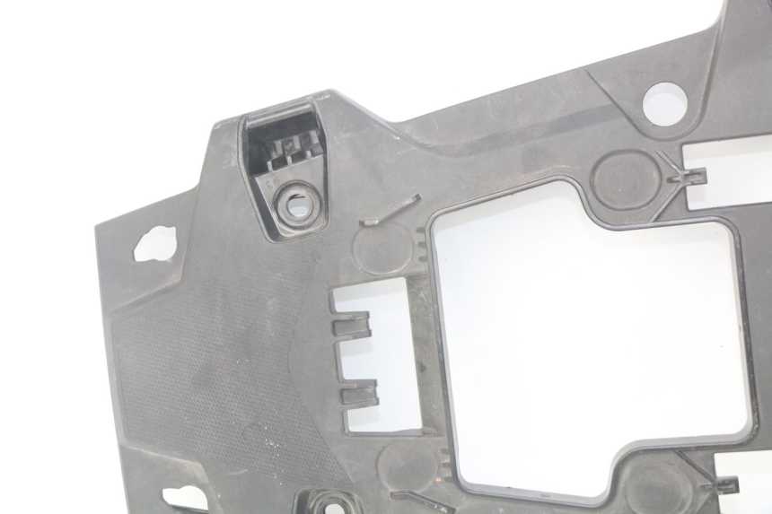 photo de REAR UPPER MIDDLE PANEL BMW F GS K81 850 (2018 - 2023)