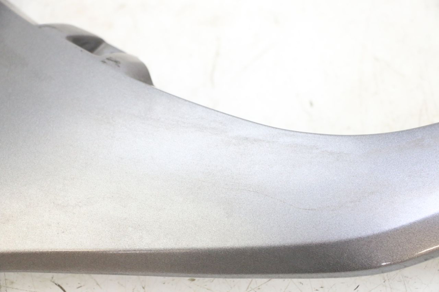 photo de REAR UPPER MIDDLE PANEL HONDA FORZA ABS 300 (2013 - 2019)