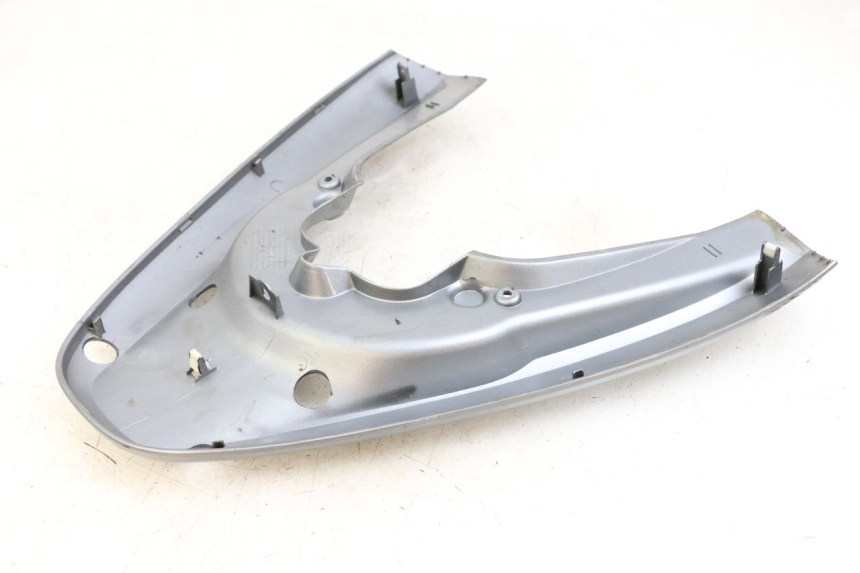 photo de REAR UPPER MIDDLE PANEL HONDA PCX (JF47) 125 (2012 - 2013)