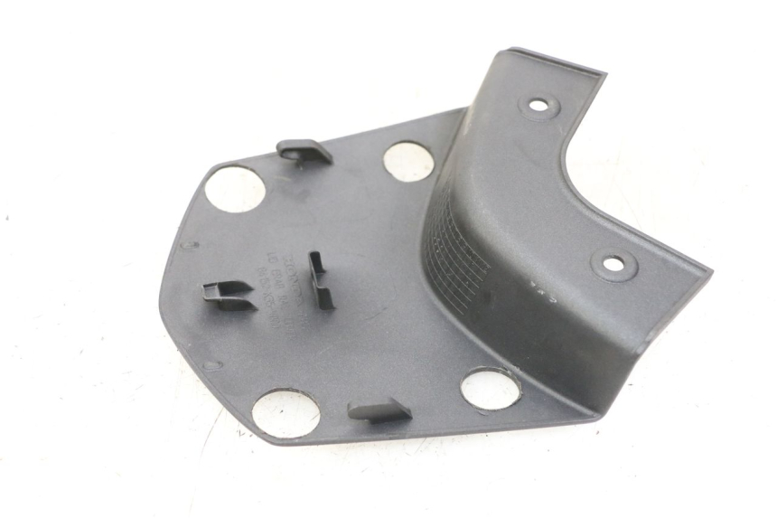 photo de REAR UPPER MIDDLE PANEL HONDA PCX (JF57/JF64) 125 (2014 - 2018)