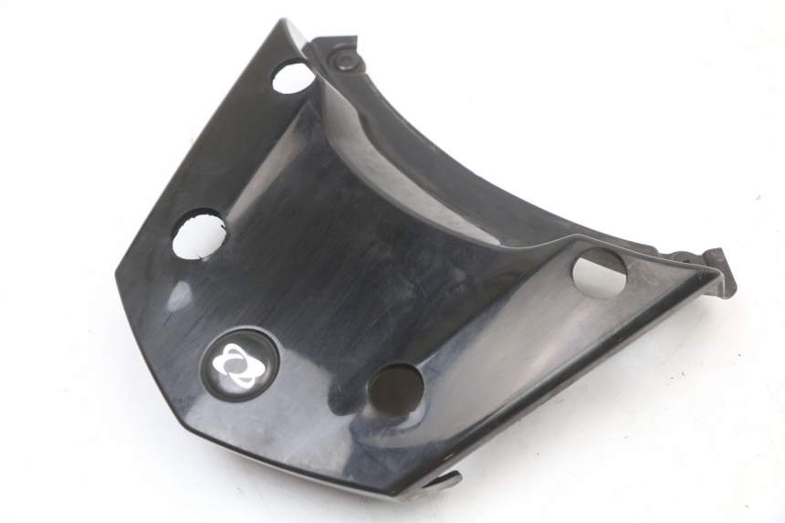 photo de REAR UPPER MIDDLE PANEL MBK MW TRYPTIK 125 (2014 - 2016)