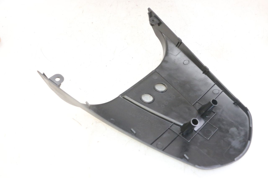 photo de REAR UPPER MIDDLE PANEL KYMCO LIKE 4T 50 (2019 - 2025)