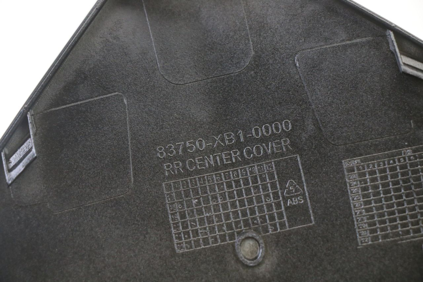 photo de REAR UPPER MIDDLE PANEL SYM ORBIT III 3 4T 50 (2021 - 2025)