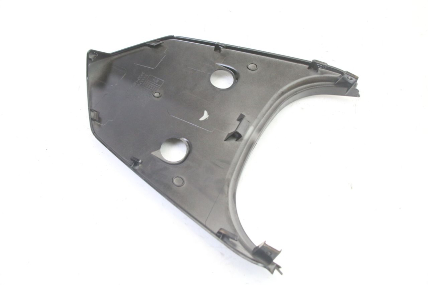 photo de REAR UPPER MIDDLE PANEL SYM ORBIT III 3 4T 50 (2021 - 2025)