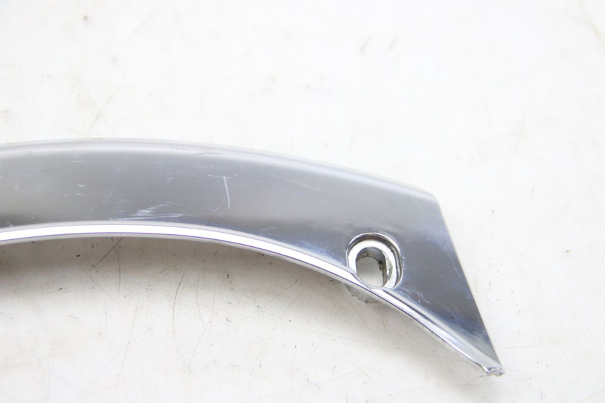 photo de UPPER REAR FAIRING JUNCTION PEUGEOT SATELIS 125 (2006 - 2009)