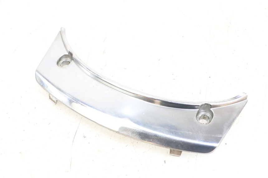 photo de UPPER REAR FAIRING JUNCTION PEUGEOT SATELIS 125 (2006 - 2009)