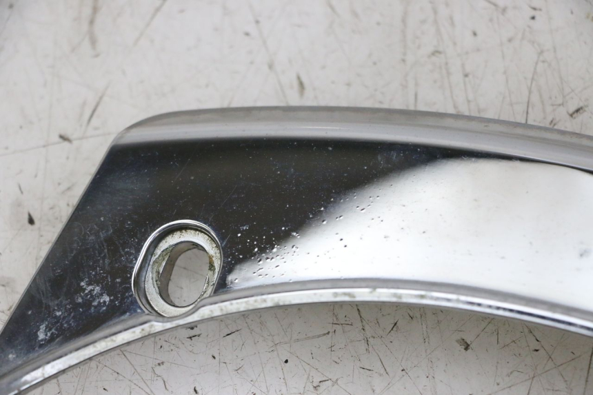 photo de REAR UPPER MIDDLE PANEL PEUGEOT SATELIS 125 (2013 - 2018)